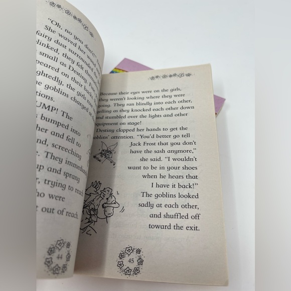 RAINBOW MAGIC FAIRIES: Two (2) Special Edition Paperback Books by Daisy Meadows - Picture 5 of 5